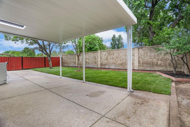 230 Thomas Dehaven Ln, Tracy, CA 95376