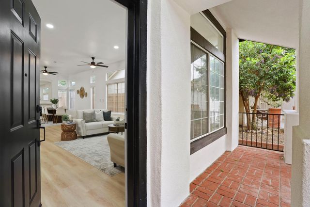 230 Thomas Dehaven Ln, Tracy, CA 95376