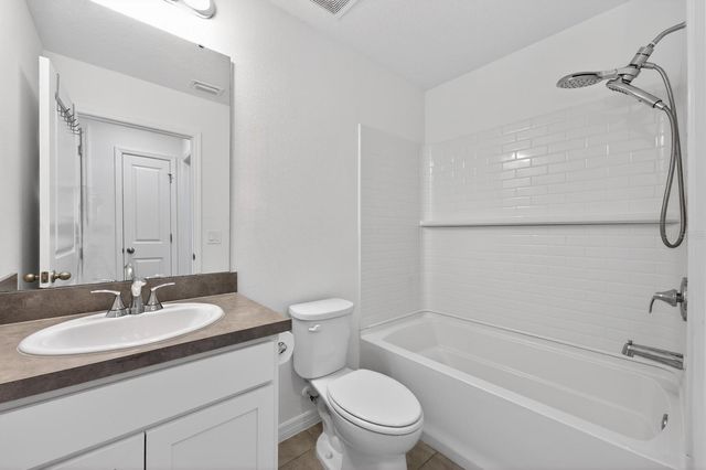 628 CHEVAL LANE, Debary, FL 32713