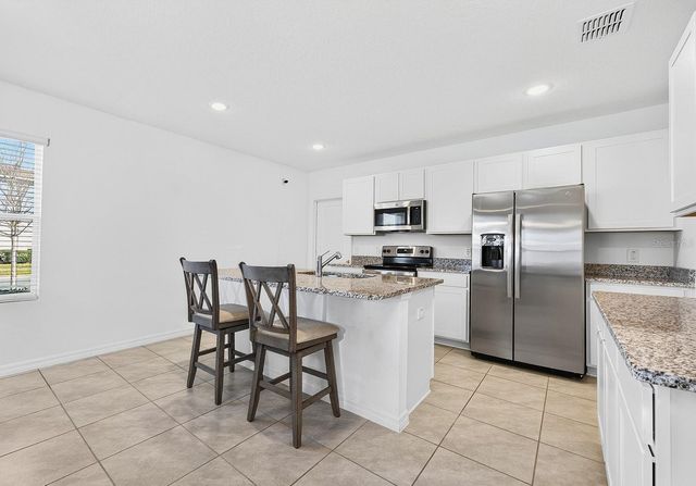 628 CHEVAL LANE, Debary, FL 32713