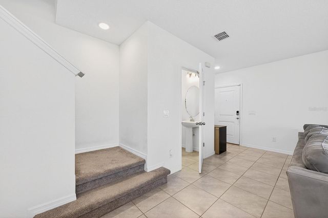 628 CHEVAL LANE, Debary, FL 32713