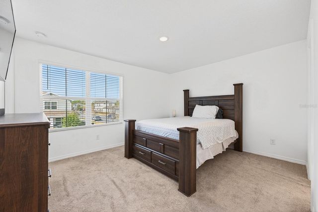 628 CHEVAL LANE, Debary, FL 32713