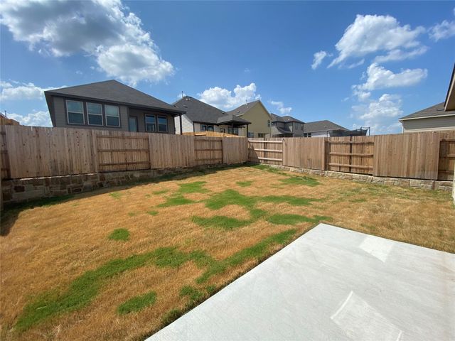 204 Nettletree DR, Buda, TX 78610