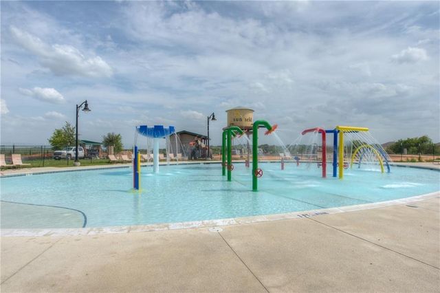 204 Nettletree DR, Buda, TX 78610