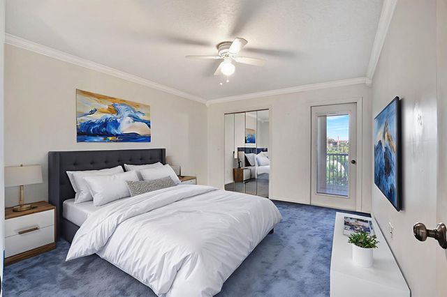 121 Wettaw Lane 211, North Palm Beach, FL 33408