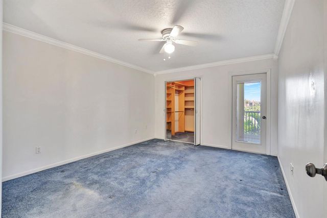 121 Wettaw Lane 211, North Palm Beach, FL 33408