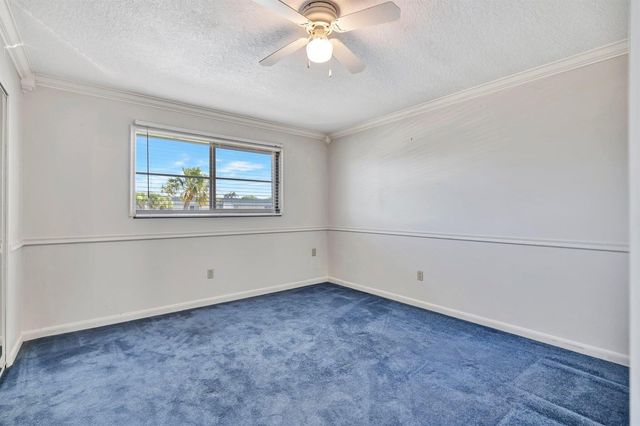 121 Wettaw Lane 211, North Palm Beach, FL 33408