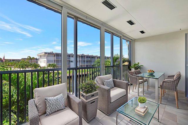 121 Wettaw Lane 211, North Palm Beach, FL 33408
