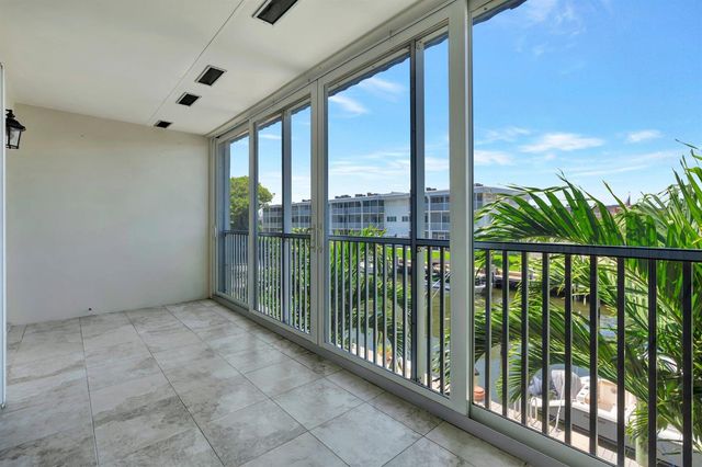 121 Wettaw Lane 211, North Palm Beach, FL 33408