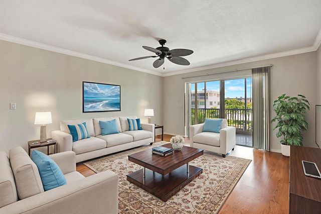 121 Wettaw Lane 211, North Palm Beach, FL 33408