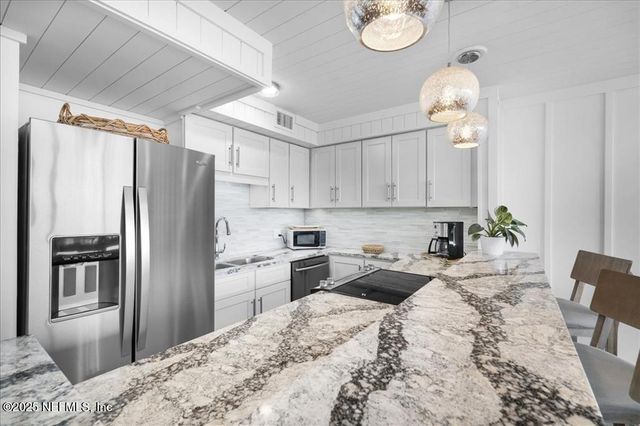 1146 BEACH WALKER Road, Fernandina Beach, FL 32034