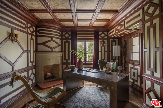 5470 Los Feliz Boulevard, Los Angeles, CA 90027