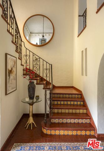 5470 Los Feliz Boulevard, Los Angeles, CA 90027