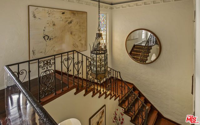 5470 Los Feliz Boulevard, Los Angeles, CA 90027