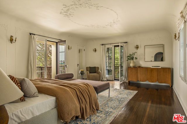 5470 Los Feliz Boulevard, Los Angeles, CA 90027