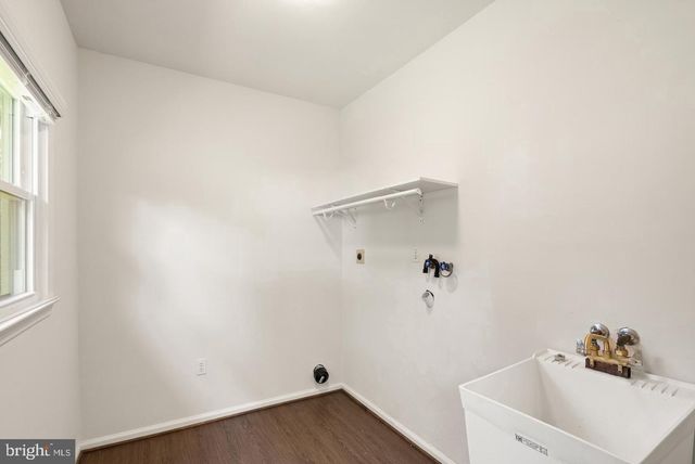 8902 HUXLEY CT, Springfield, VA 22153