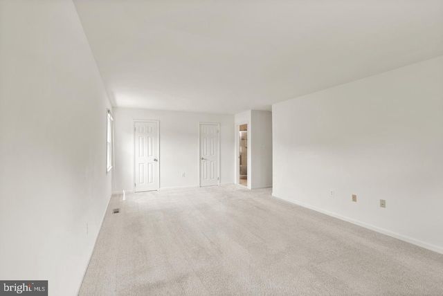 8902 HUXLEY CT, Springfield, VA 22153