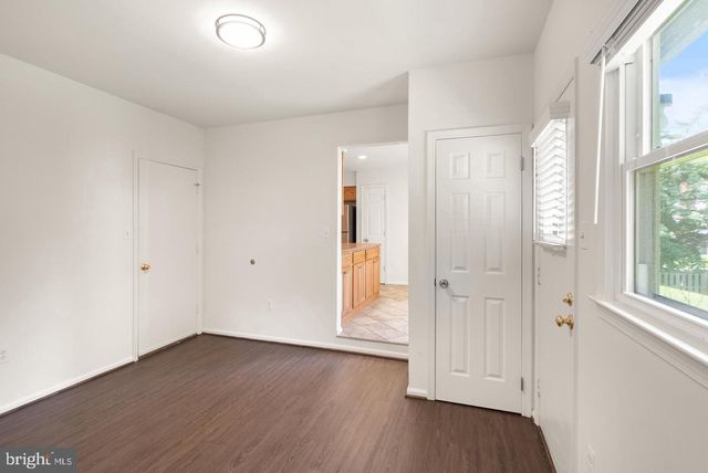 8902 HUXLEY CT, Springfield, VA 22153
