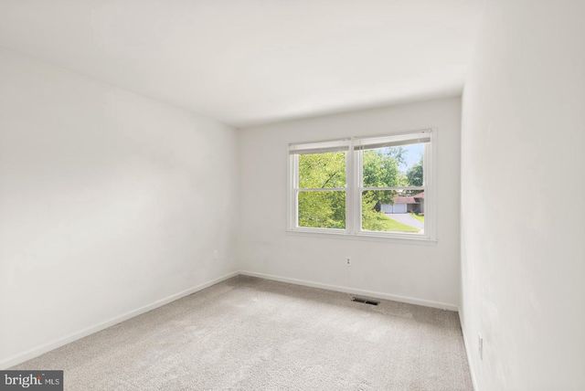 8902 HUXLEY CT, Springfield, VA 22153
