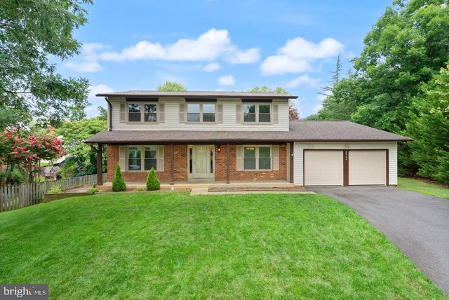 8902 HUXLEY CT, Springfield, VA 22153