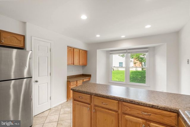 8902 HUXLEY CT, Springfield, VA 22153