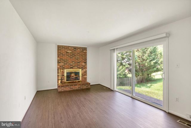 8902 HUXLEY CT, Springfield, VA 22153