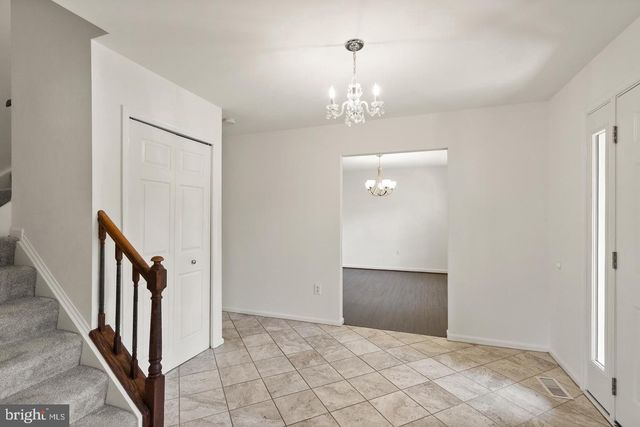 8902 HUXLEY CT, Springfield, VA 22153