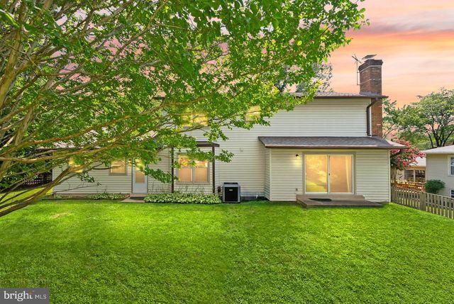 8902 HUXLEY CT, Springfield, VA 22153