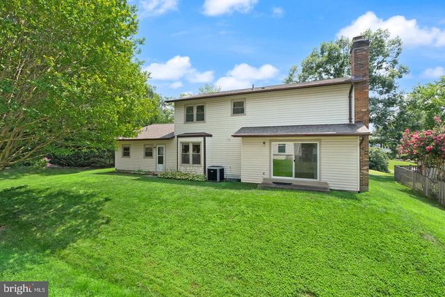 8902 HUXLEY CT, Springfield, VA 22153