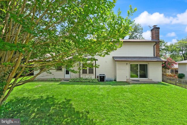 8902 HUXLEY CT, Springfield, VA 22153