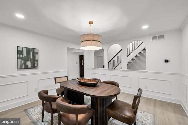 64 CHIPPENHAM DR, Voorhees, NJ 08043