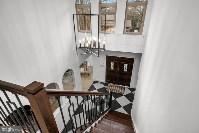 64 CHIPPENHAM DR, Voorhees, NJ 08043