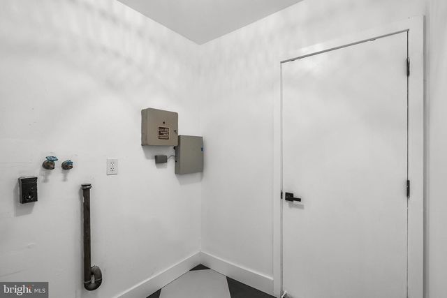 64 CHIPPENHAM DR, Voorhees, NJ 08043