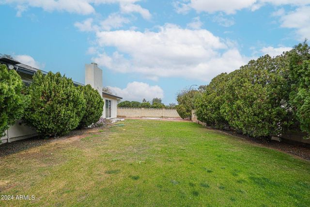 11207 S Iroquois Drive, Phoenix, AZ 85044