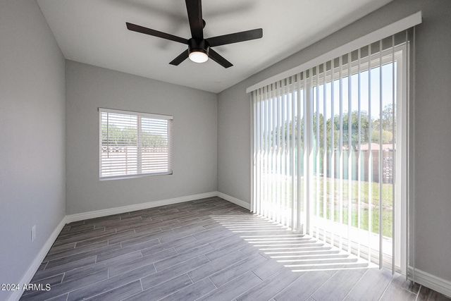 11207 S Iroquois Drive, Phoenix, AZ 85044