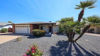 11207 S Iroquois Drive, Phoenix, AZ 85044