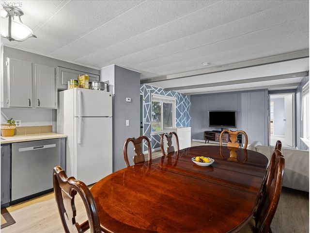 6610 Nw WHITNEY Rd 138, Vancouver, WA 98665