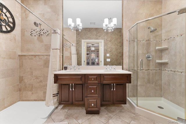 365 Trotting Lane, Westbury, NY 11590