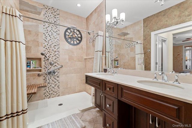 365 Trotting Lane, Westbury, NY 11590