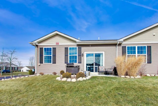 6322 Maple Glen Drive, Wonder Lake, IL 60097