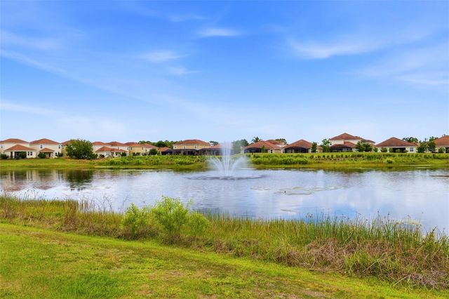 1099 TRAPPERS TRAIL LOOP, Davenport, FL 33896