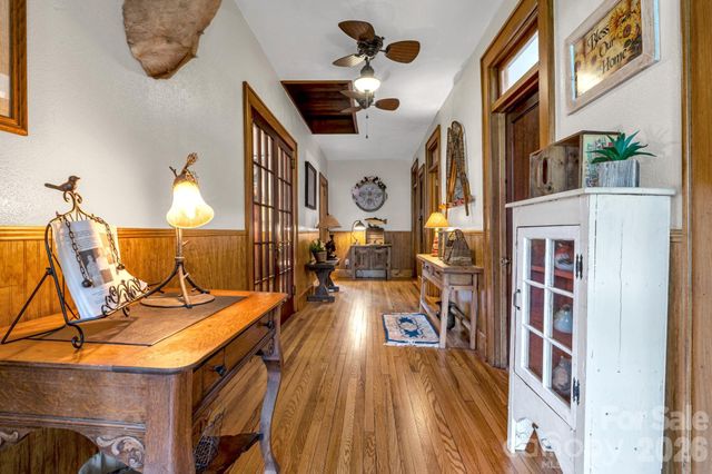 2355 Soco Road, Maggie Valley, NC 28751