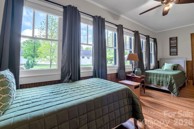 2355 Soco Road, Maggie Valley, NC 28751