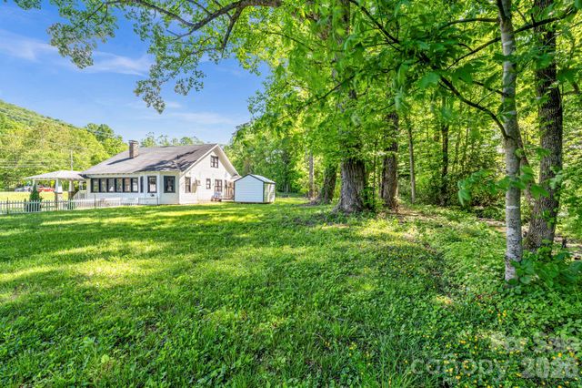 2355 Soco Road, Maggie Valley, NC 28751