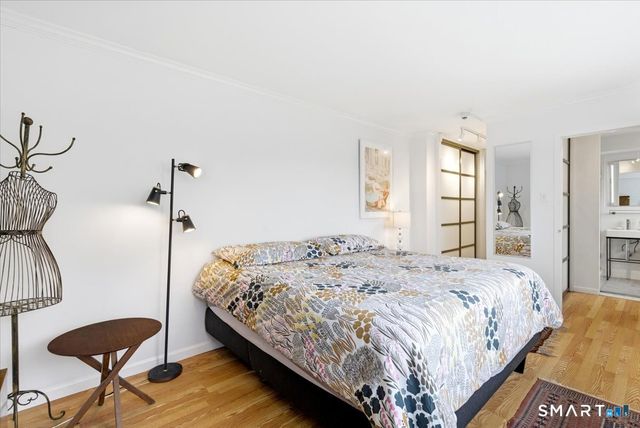 100 York Street 9C, New Haven, CT 06511