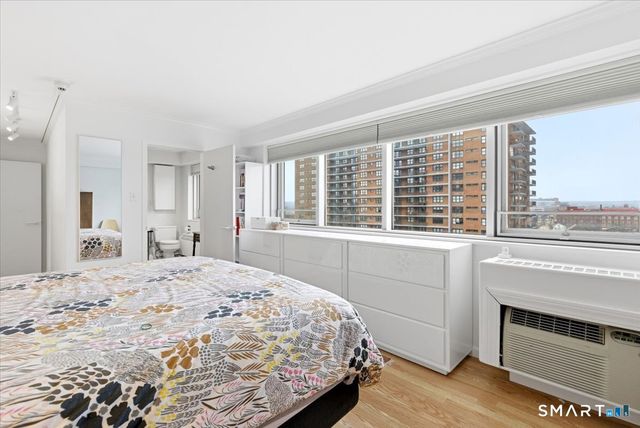 100 York Street 9C, New Haven, CT 06511