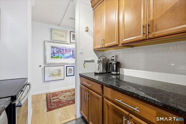 100 York Street 9C, New Haven, CT 06511