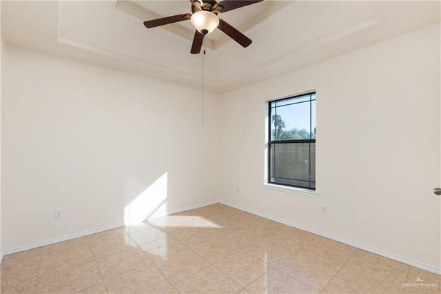 1502 N Popotillo Avenue, Edinburg, TX 78541