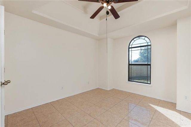 1502 N Popotillo Avenue, Edinburg, TX 78541