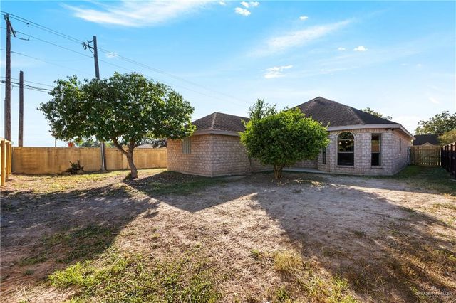 1502 N Popotillo Avenue, Edinburg, TX 78541